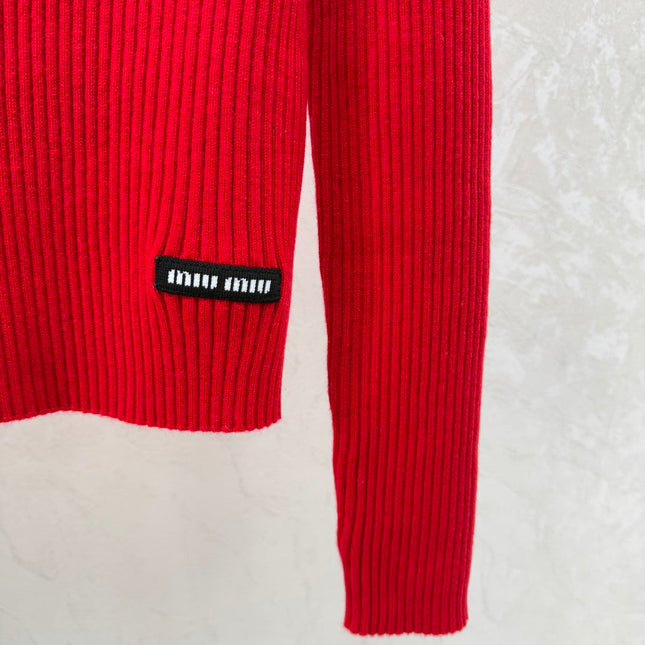 MIUMIU SWEATER STYLE 680