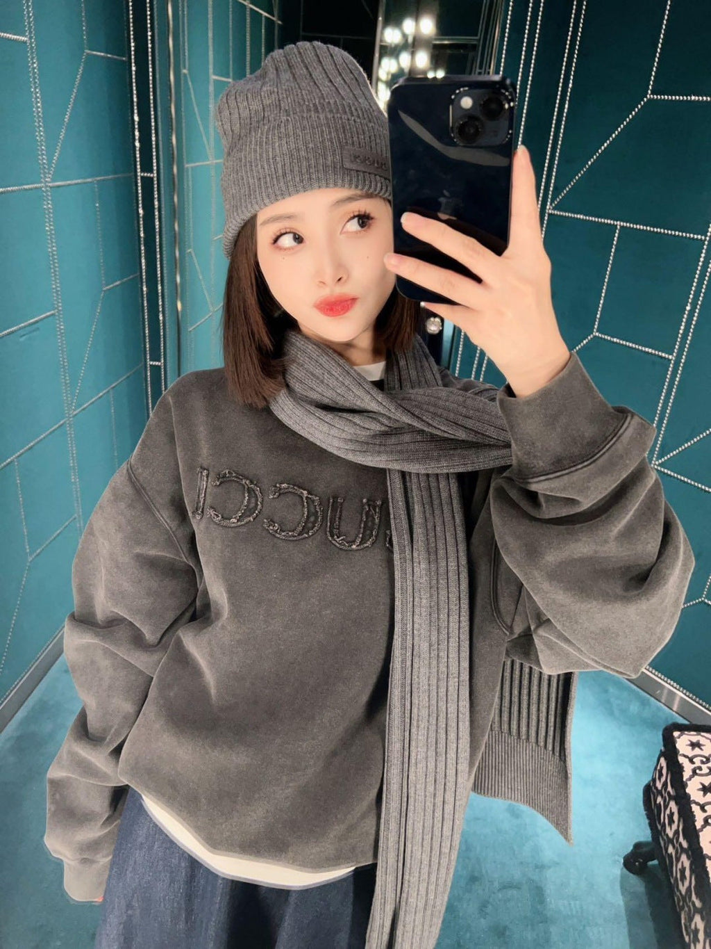 GUCCI 26S SWEATSHIRT 205