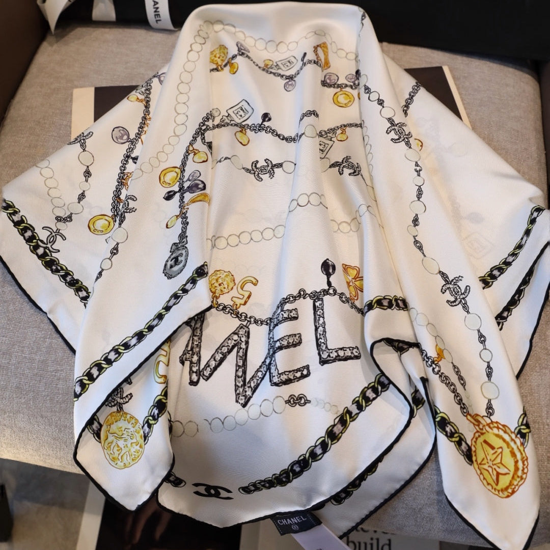 CHANEL 26S SCARF 90 IN SILK 311796