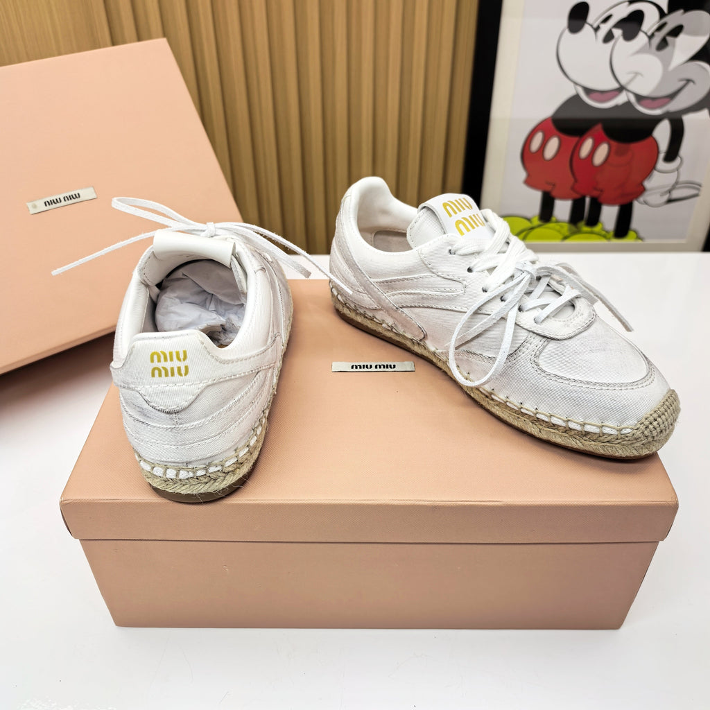 MIUMIU 26S LACE UP ESPADRILLE SNEAKERS IN WHITE CANVAS ROPE SOLE