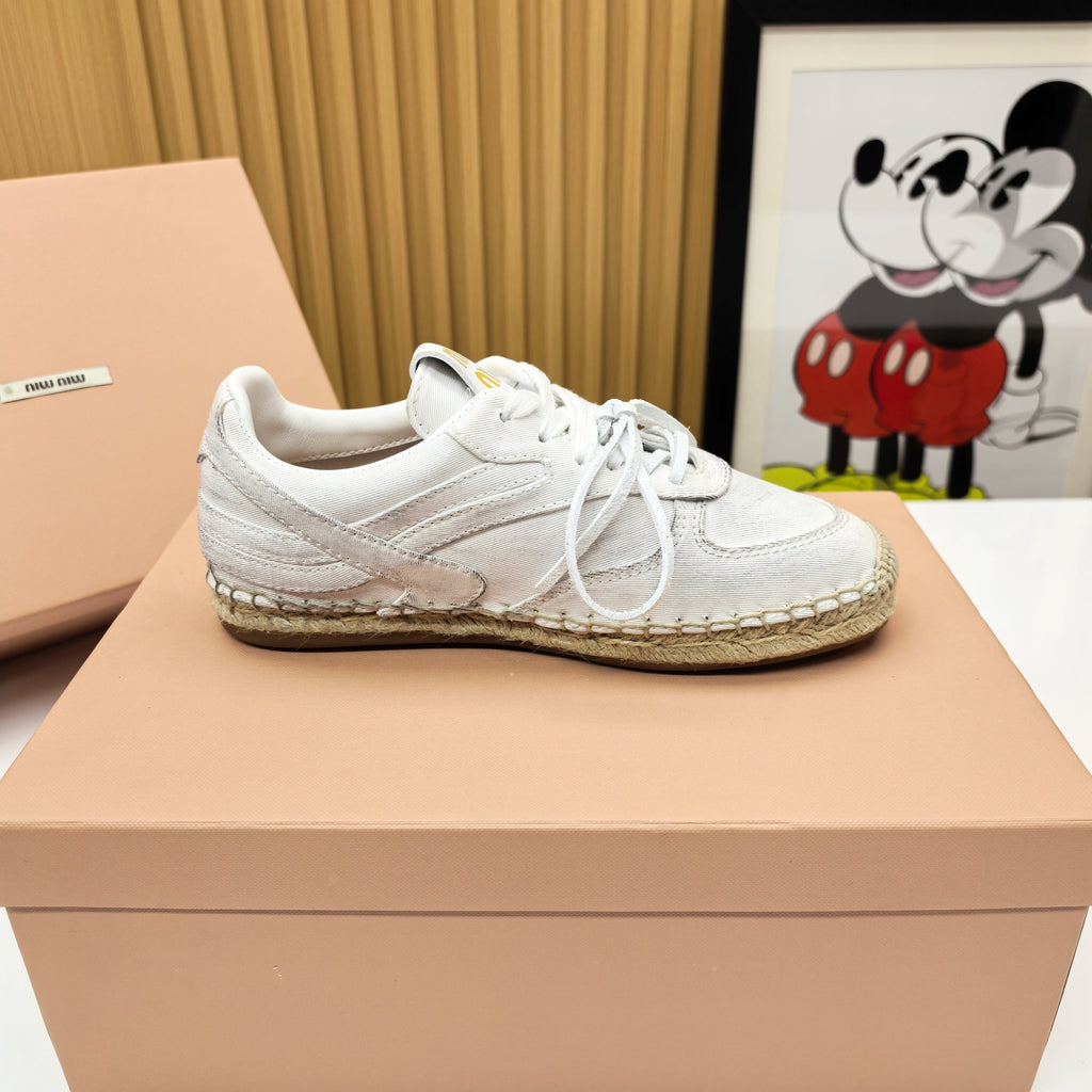 MIUMIU 26S LACE UP ESPADRILLE SNEAKERS IN WHITE CANVAS ROPE SOLE