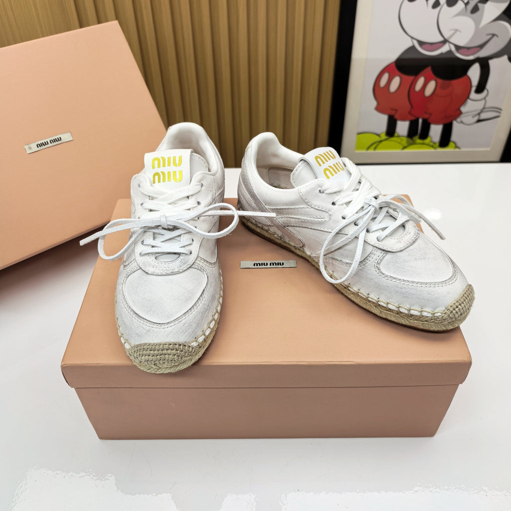 MIUMIU 26S LACE UP ESPADRILLE SNEAKERS IN WHITE CANVAS ROPE SOLE