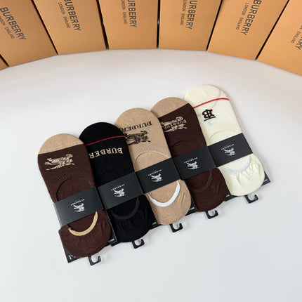 BURBERRY 26S NO-SHOW SOCKS 267243 (1 BOX)
