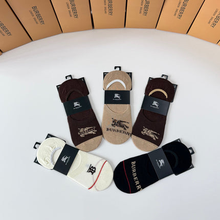 BURBERRY 26S NO-SHOW SOCKS 267243 (1 BOX)