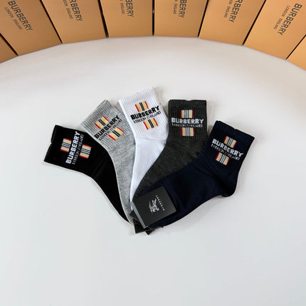BURBERRY 26S ANKLE SOCKS 282300 (1 BOX)