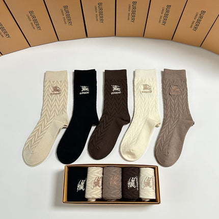 BURBERRY 26S CREW SOCKS 282309 (1 BOX)