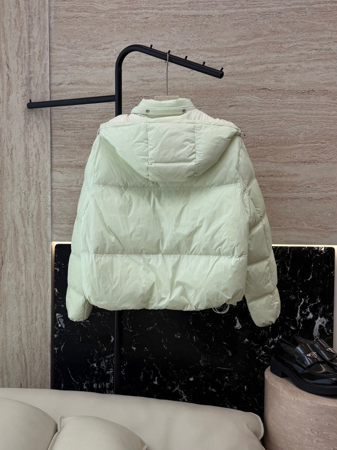 MONCLER 25S DOWN JACKET 335