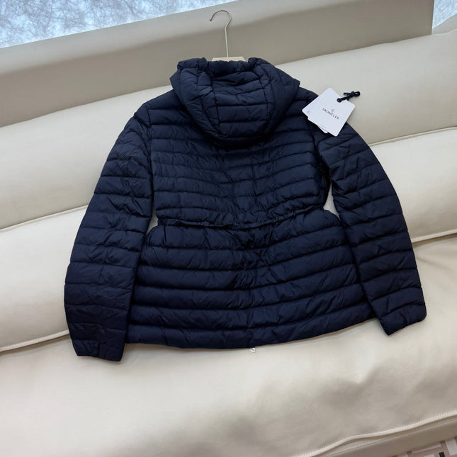 MONCLER 25S SHORT DOWN JACKET WITH DRAWSTRING 402