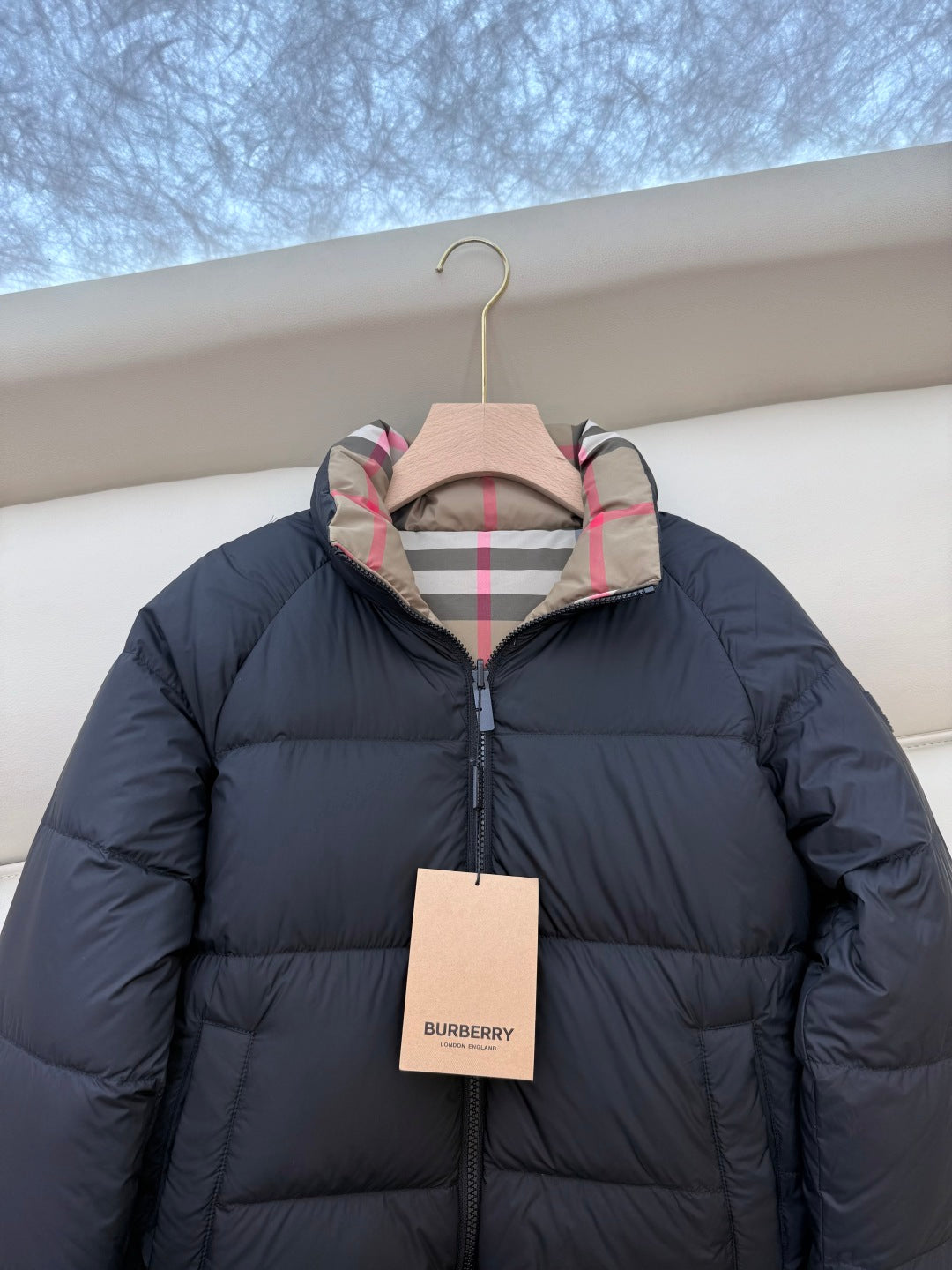 BURBERRY 25S REVERSIBLE DOWN JACKET 169