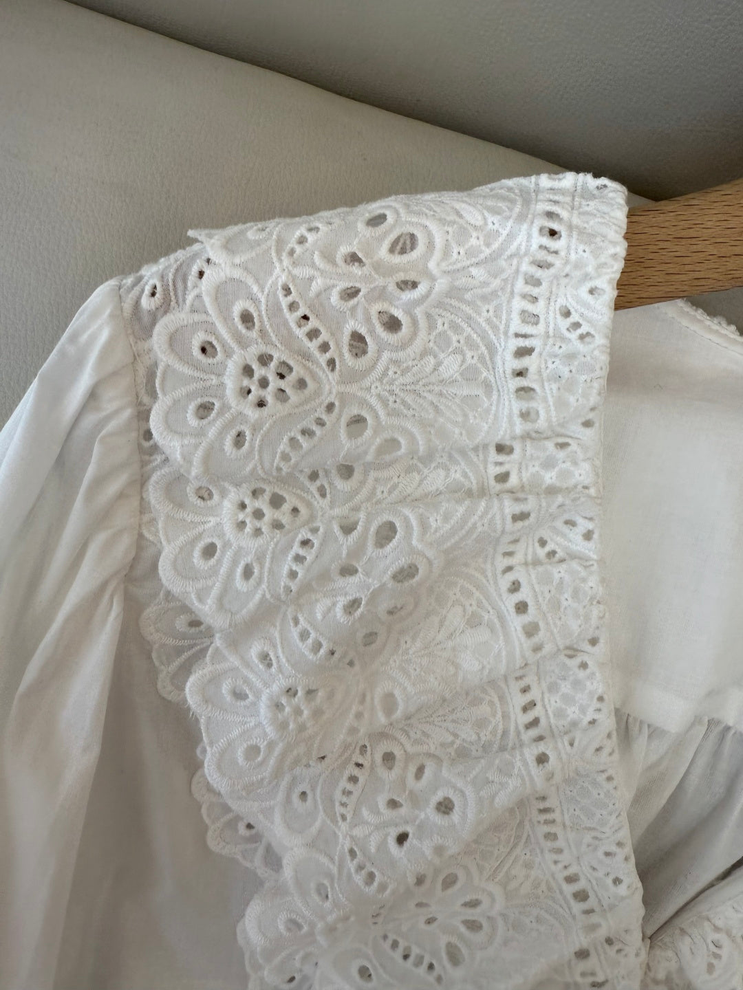 CHLOE 25S WHITE SHIRT STYLE 004