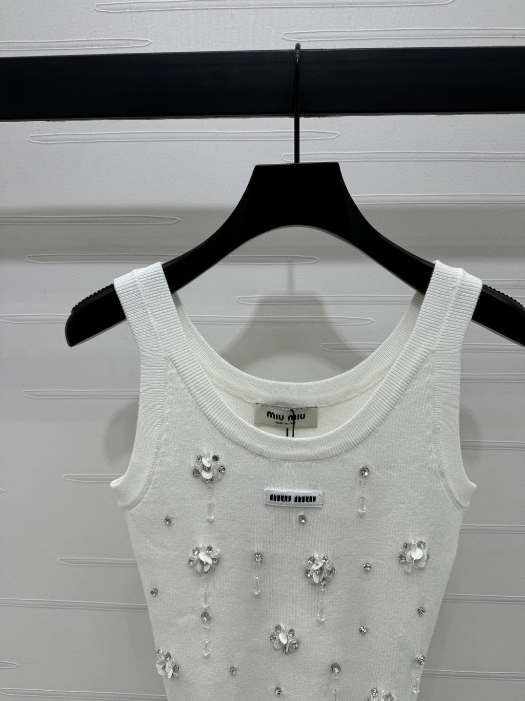 MIU 25S 3D RHINESTONE TANK TOP 264255