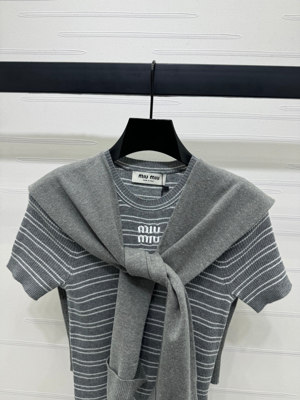 MIU 25S SHORT SLEEVE STRIPED KNITTED CAPE 264139