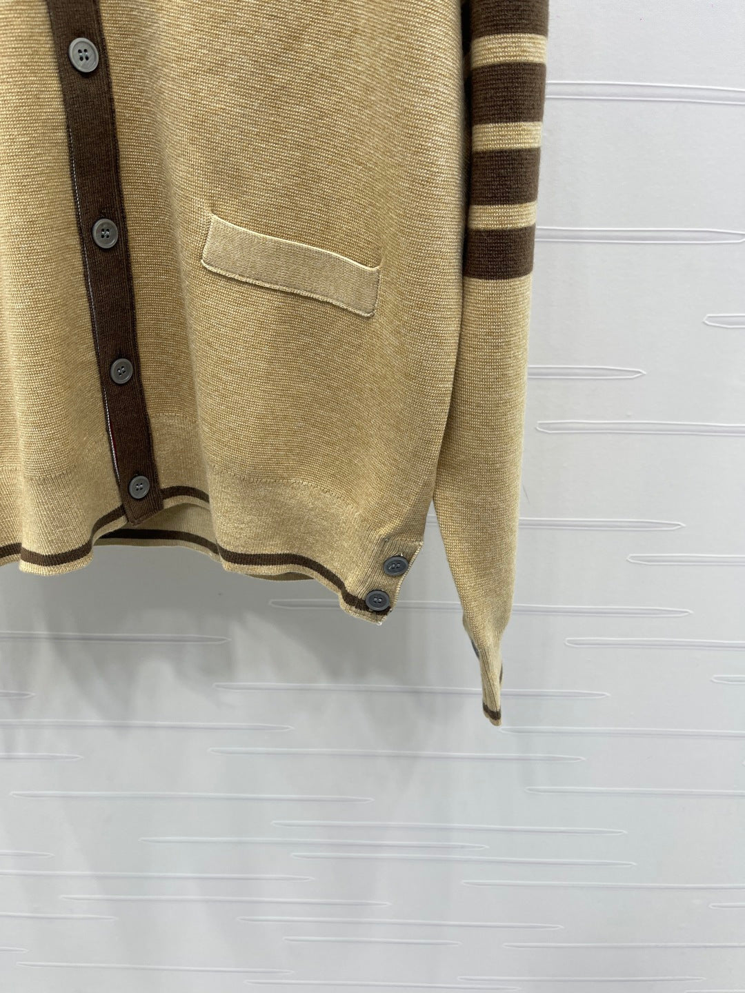 THOM 26S CARDIGAN STYLE 122