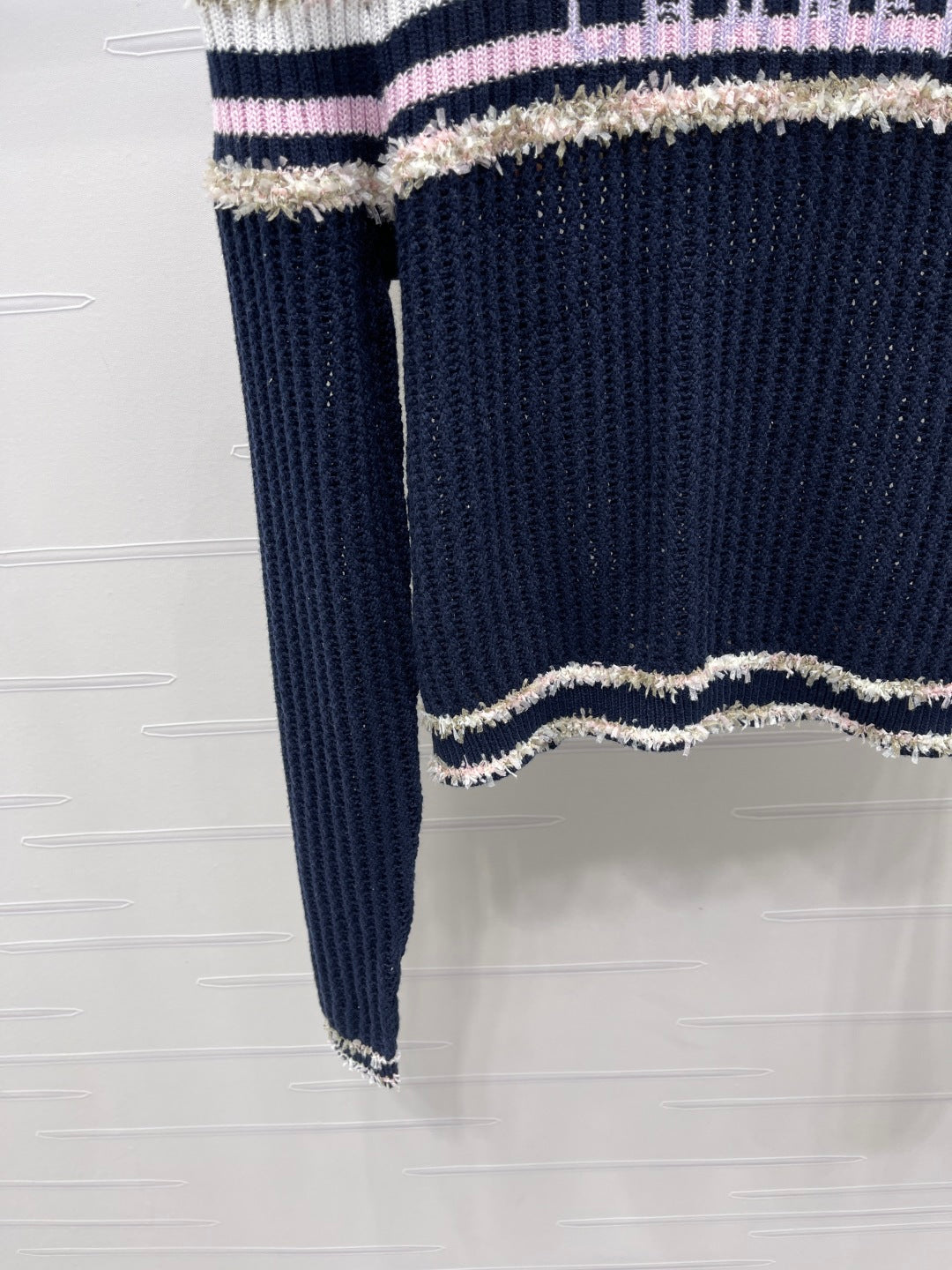 CHANEL 25S LONG SLEEVE OPEN-KNIT SWEATER STYLE 162