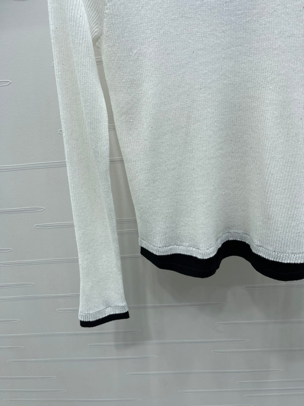 CHANEL 25S SWEATER STYLE 208