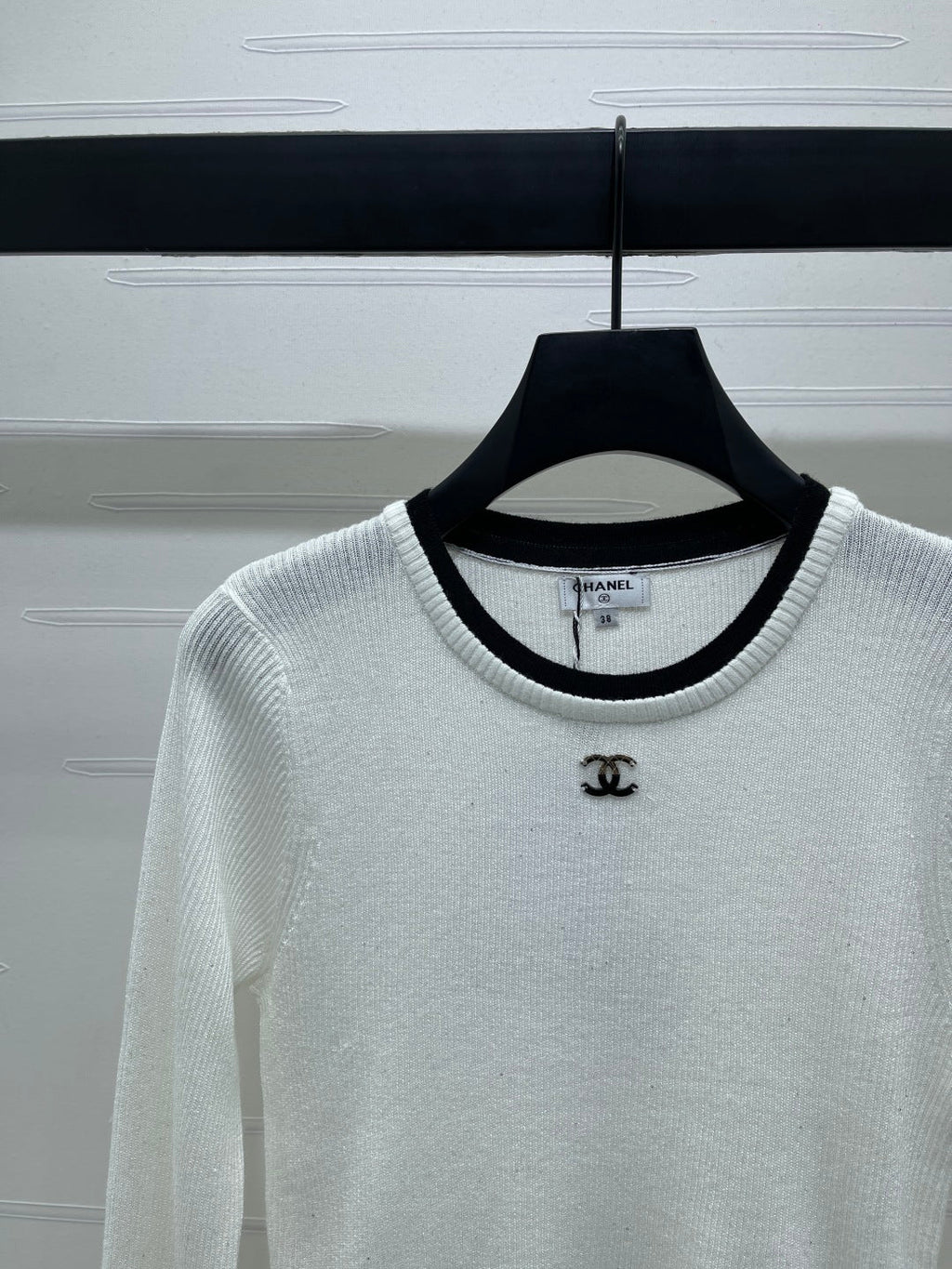 CHANEL 25S SWEATER STYLE 208