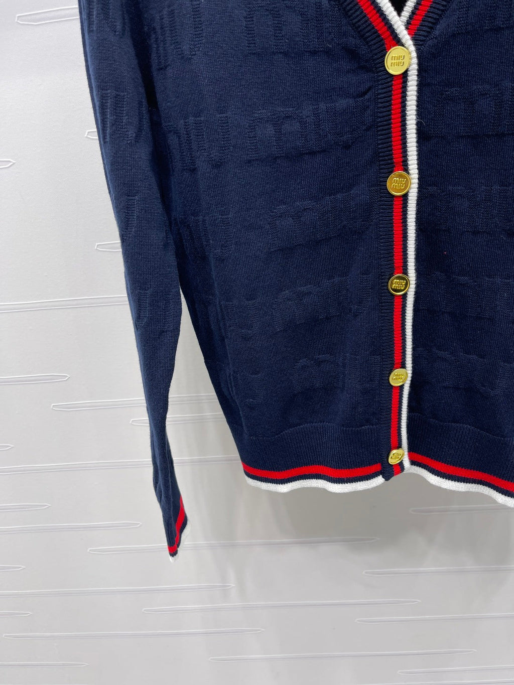 MIUMIU CARDIGAN STYLE 469