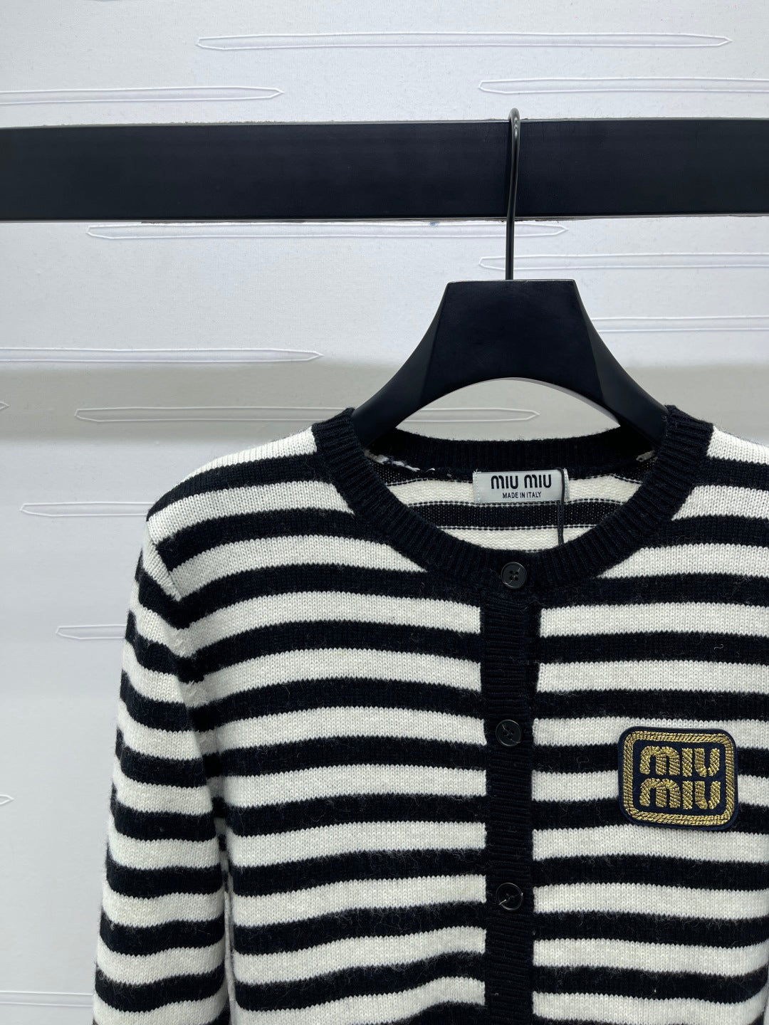 MIUMIU CARDIGAN STYLE 458