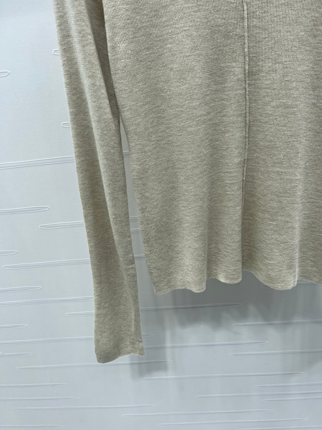MIUMIU KNITTED LONG SLEEVE TOP STYLE 484