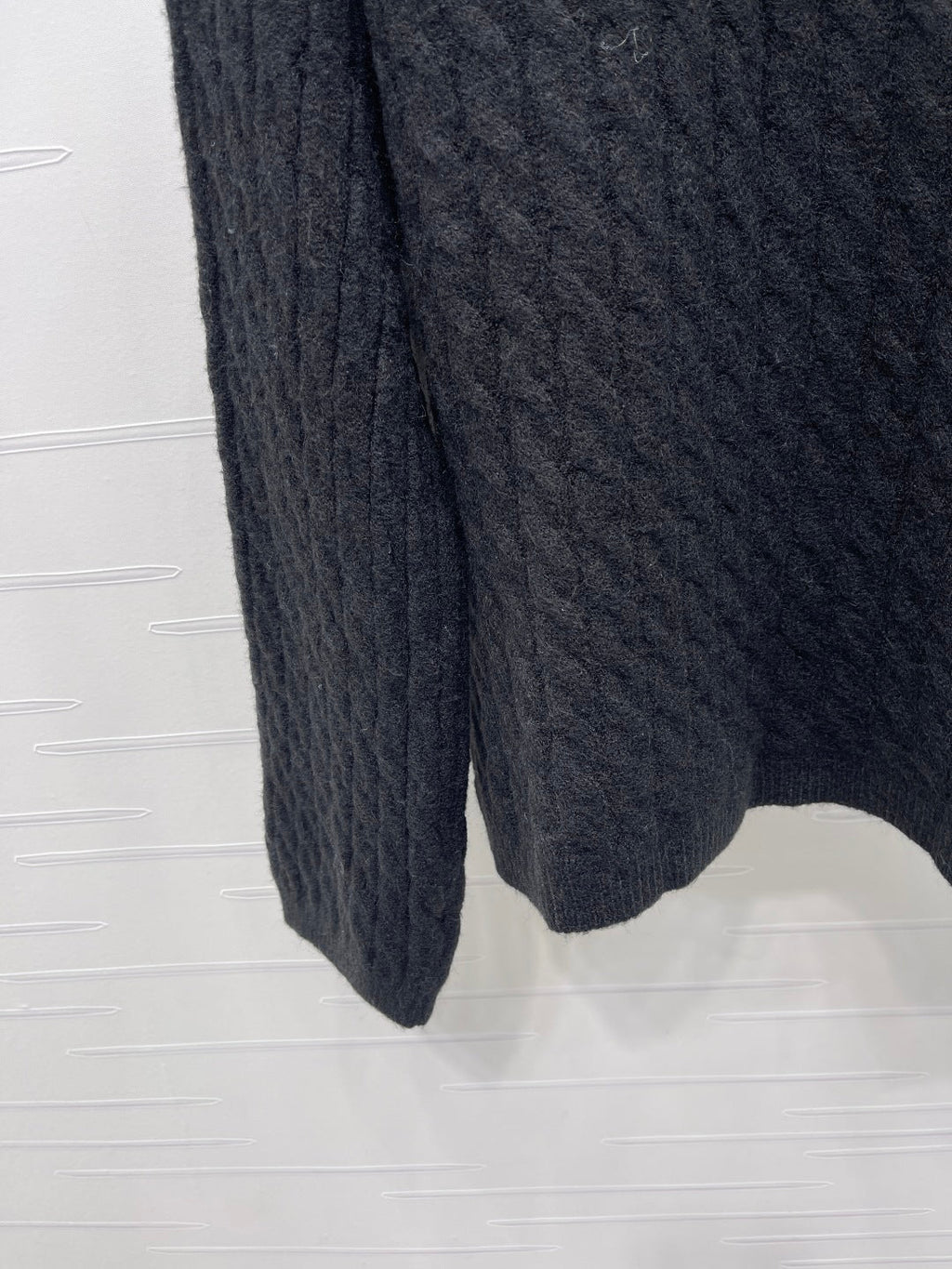 MIUMIU HALF-ZIP KNITTED PULLOVER WITH COLLAR STYLE 486