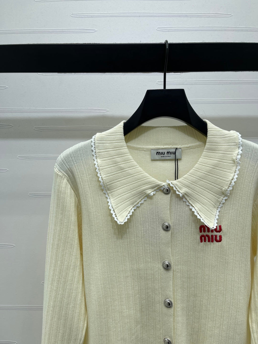 MIUMIU CARDIGAN STYLE 608