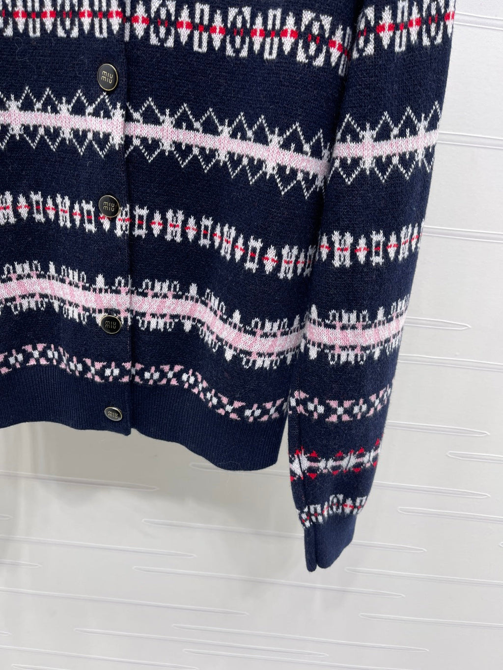 MIUMIU CARDIGAN STYLE 533
