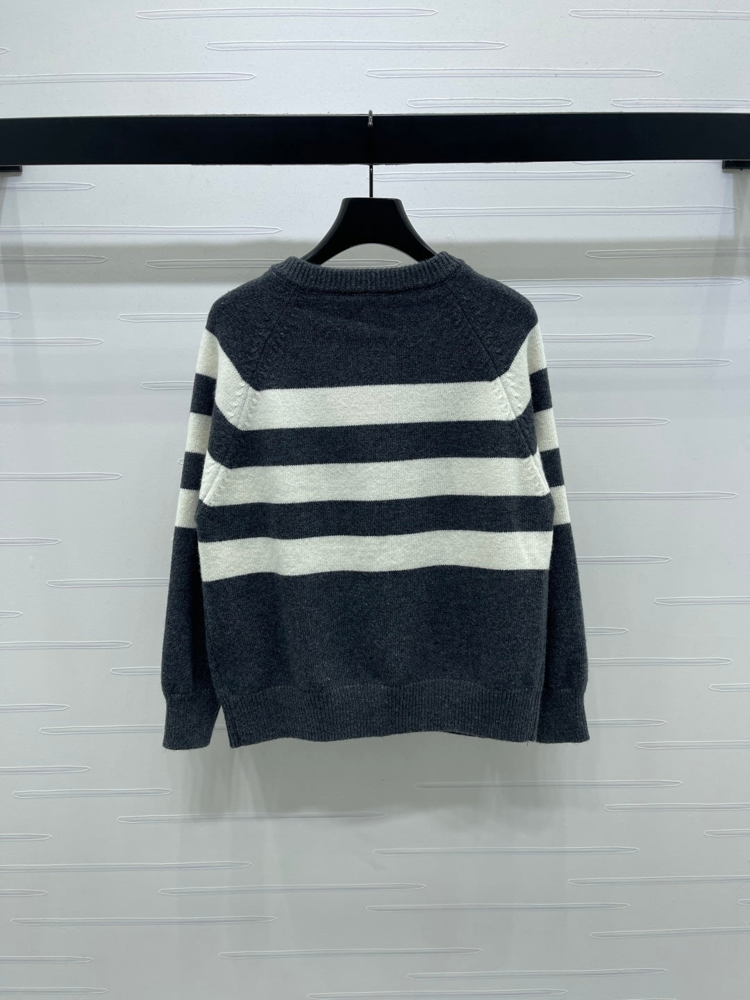 MIUMIU CARDIGAN STYLE 538
