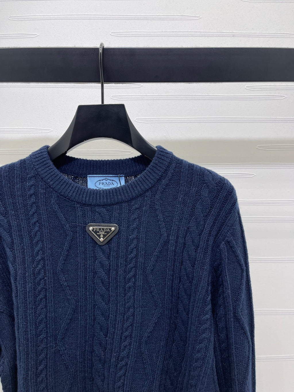 PRADA 25S KNIT SWEATER 221