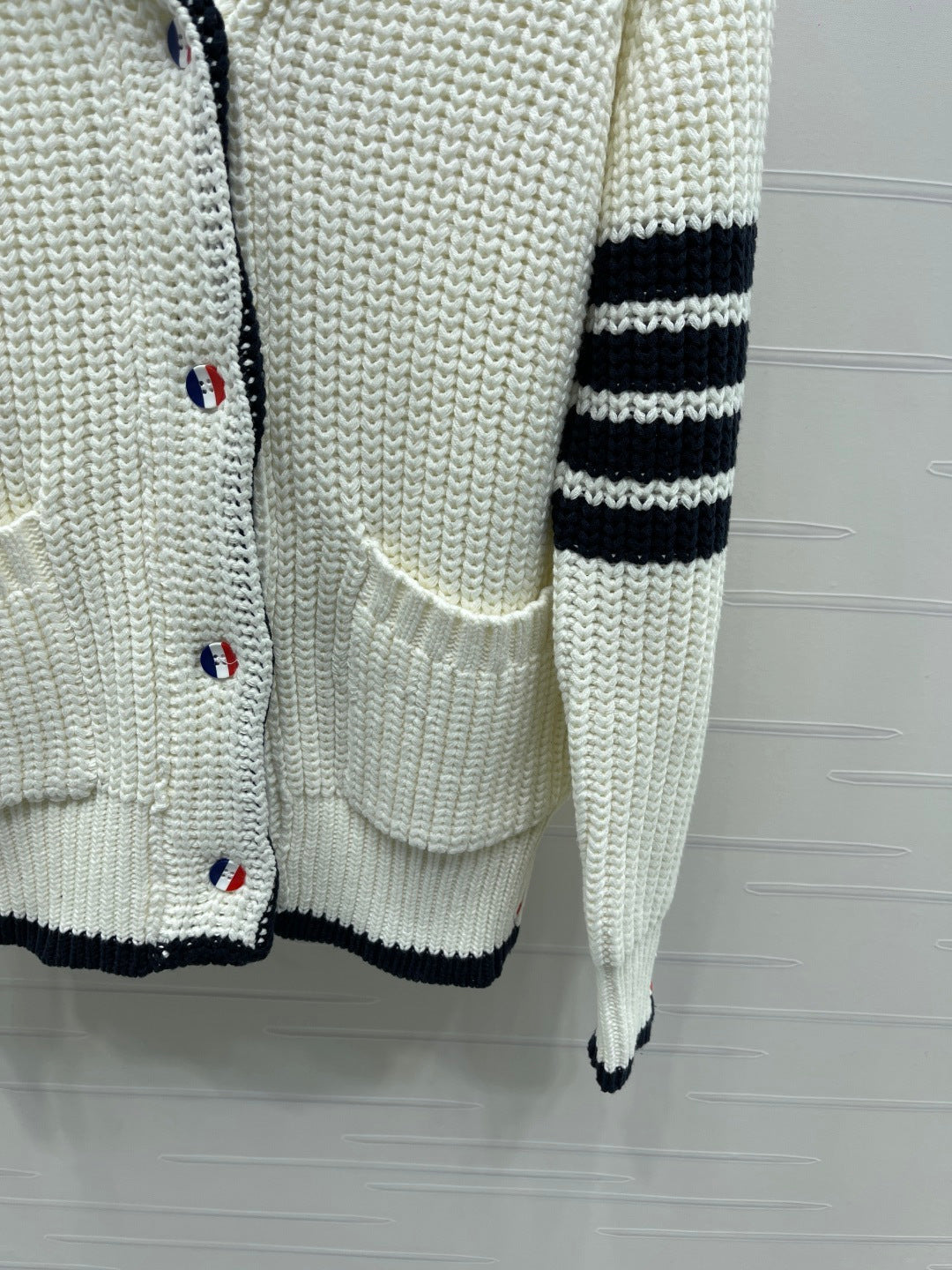 THOM 26S CARDIGAN STYLE 70