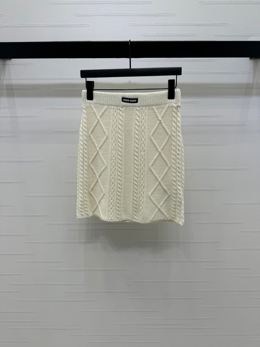 MIUMIU KNIT TOP AND SKIRT SET STYLE 751