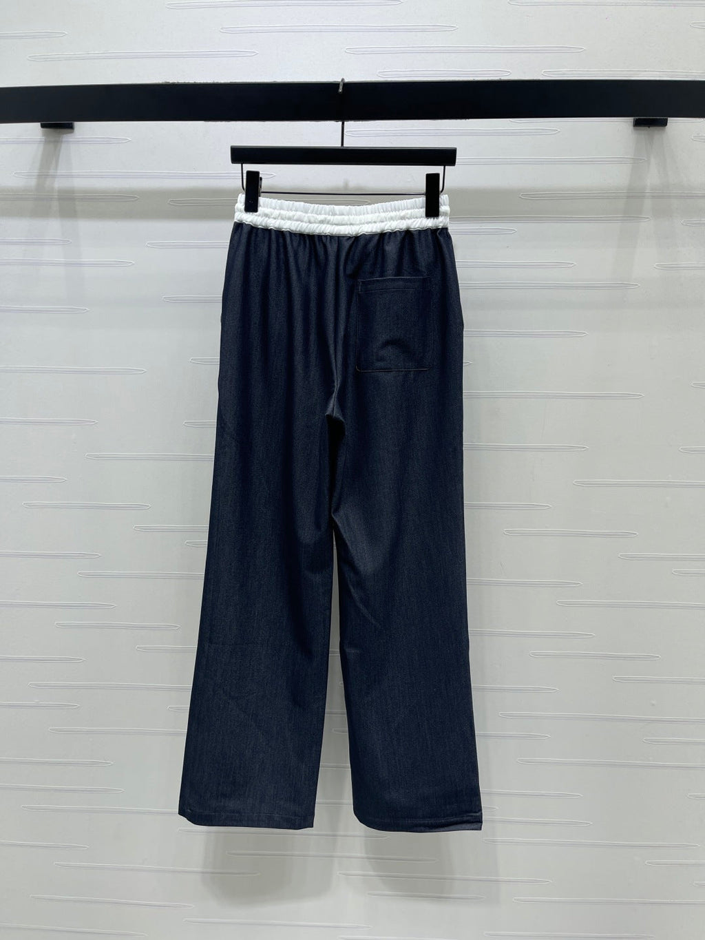 LOEWE 26S STRAIGHT LEG PANTS 479