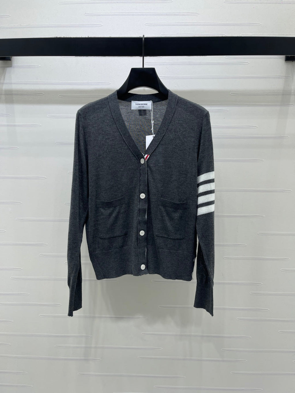 THOM 26S CARDIGAN STYLE 256