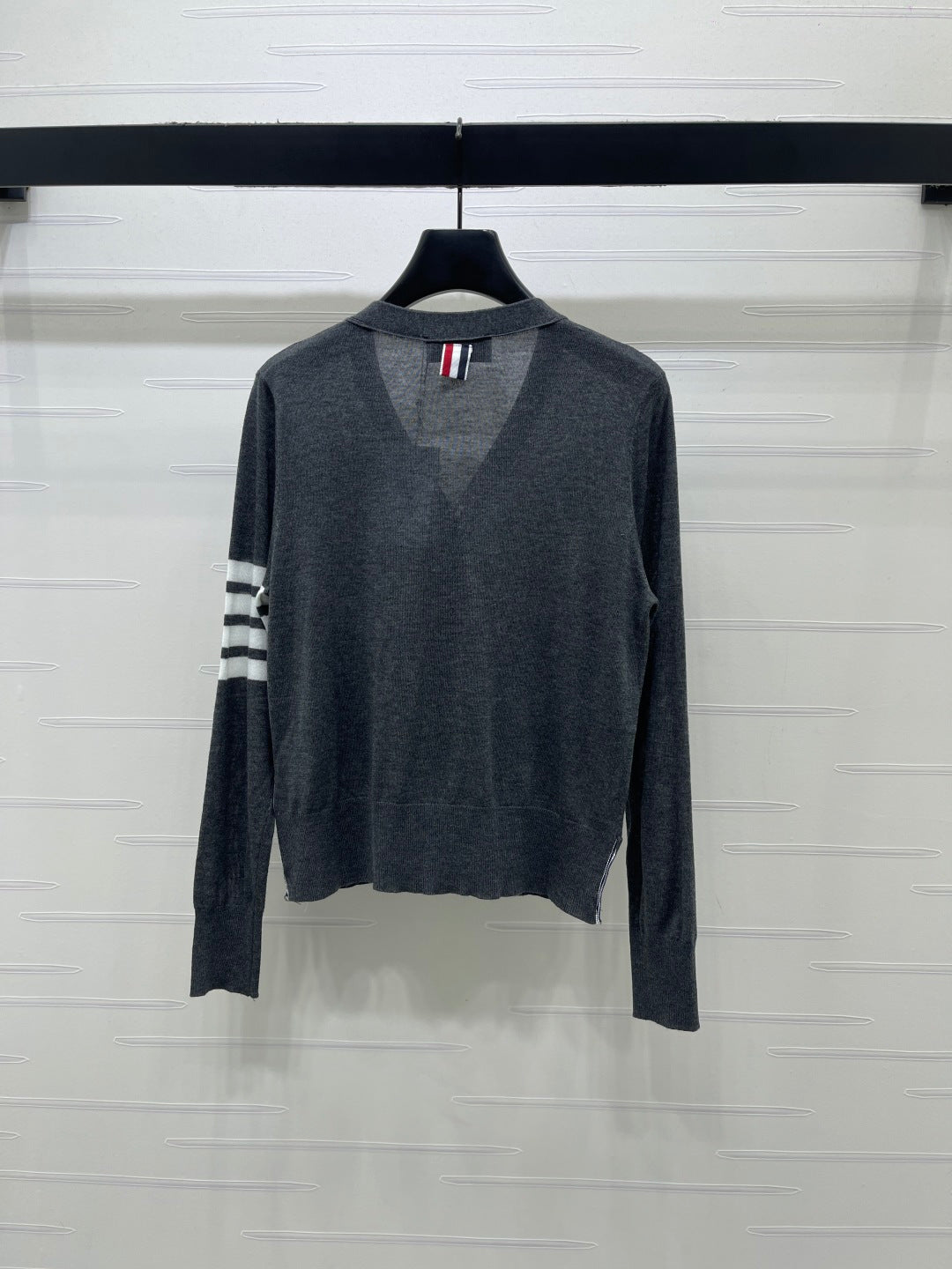 THOM 26S CARDIGAN STYLE 256