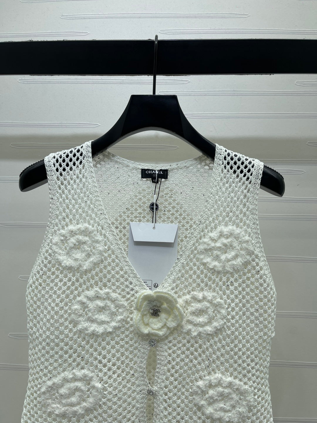 CHANEL 26S FLORAL CROCHET KNIT VEST 1347