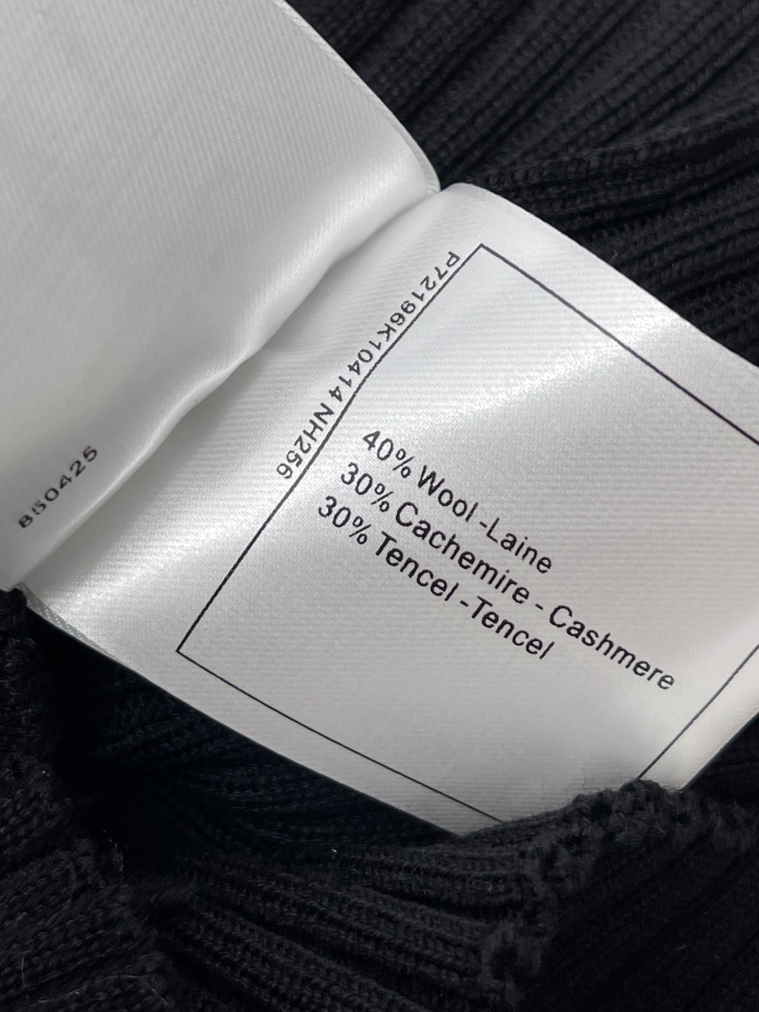 CHANEL 26S SHORT-SLEEVE KNIT TOP 1341