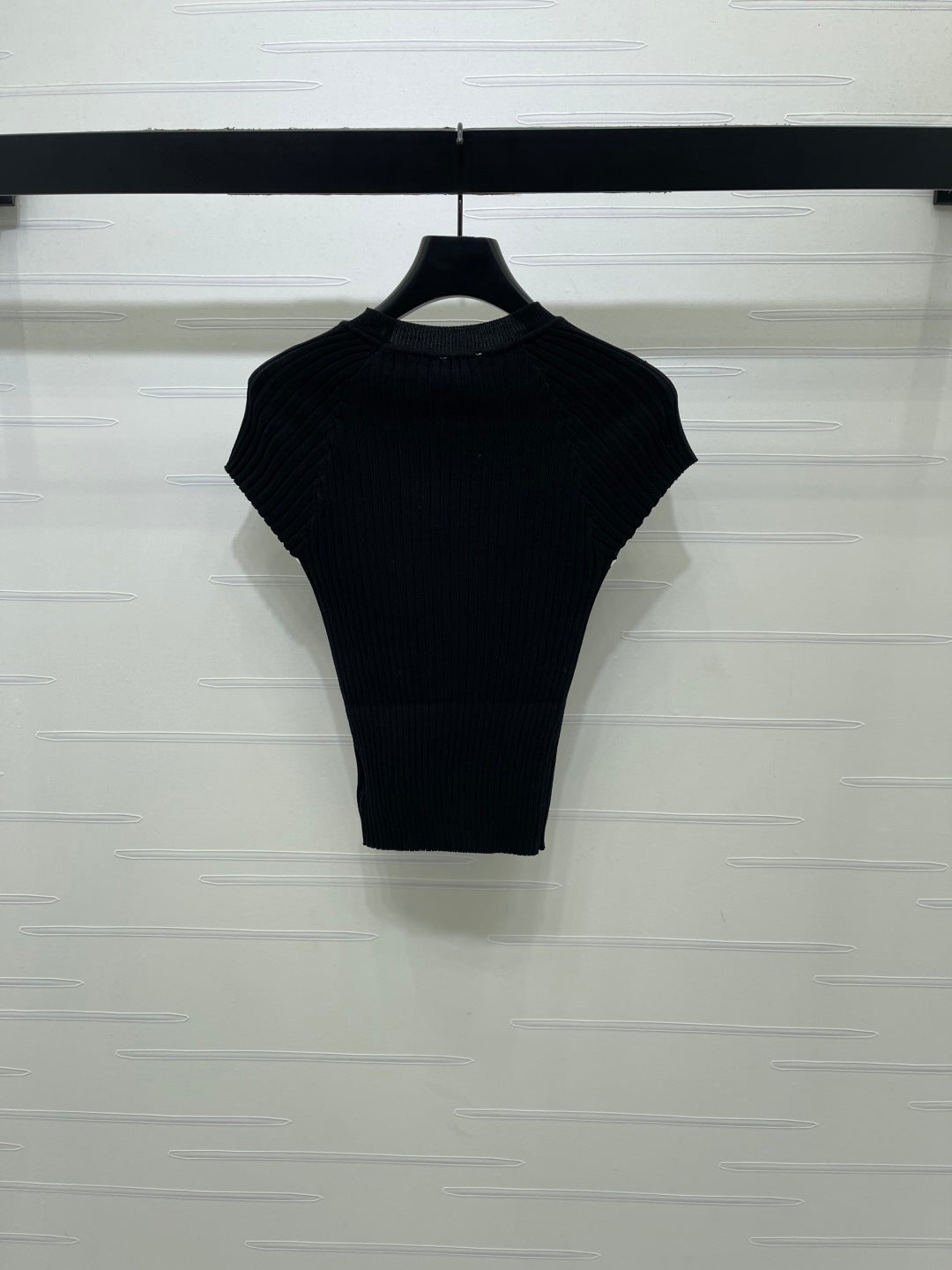 CHANEL 26S SHORT-SLEEVE KNIT TOP 1341