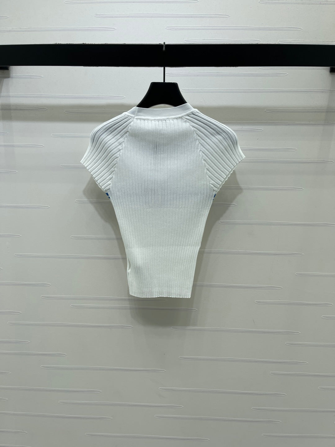CHANEL 26S SHORT-SLEEVE KNIT TOP 1340