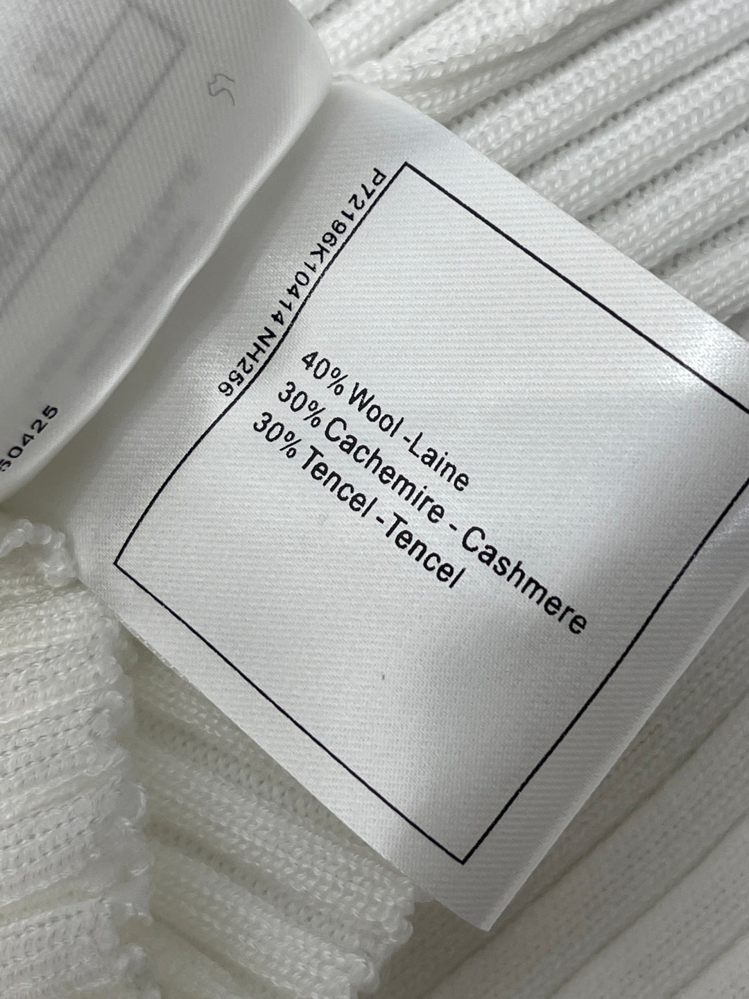 CHANEL 26S SHORT-SLEEVE KNIT TOP 1340