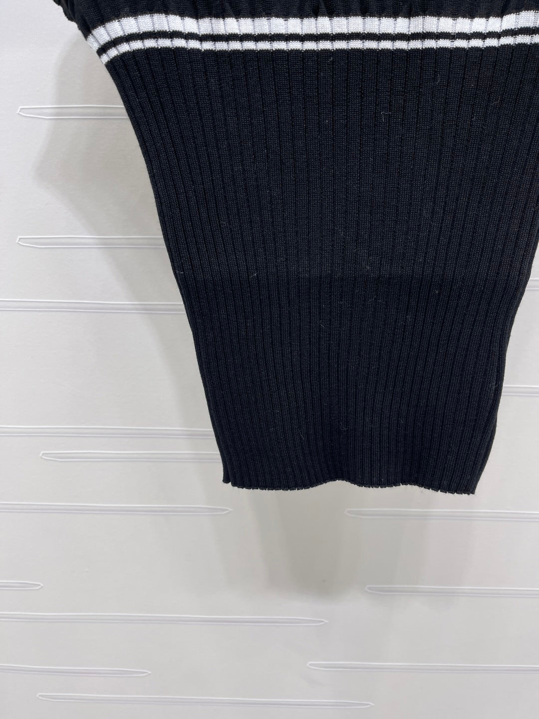 CHANEL 26S SHORT-SLEEVE KNIT TOP 1341