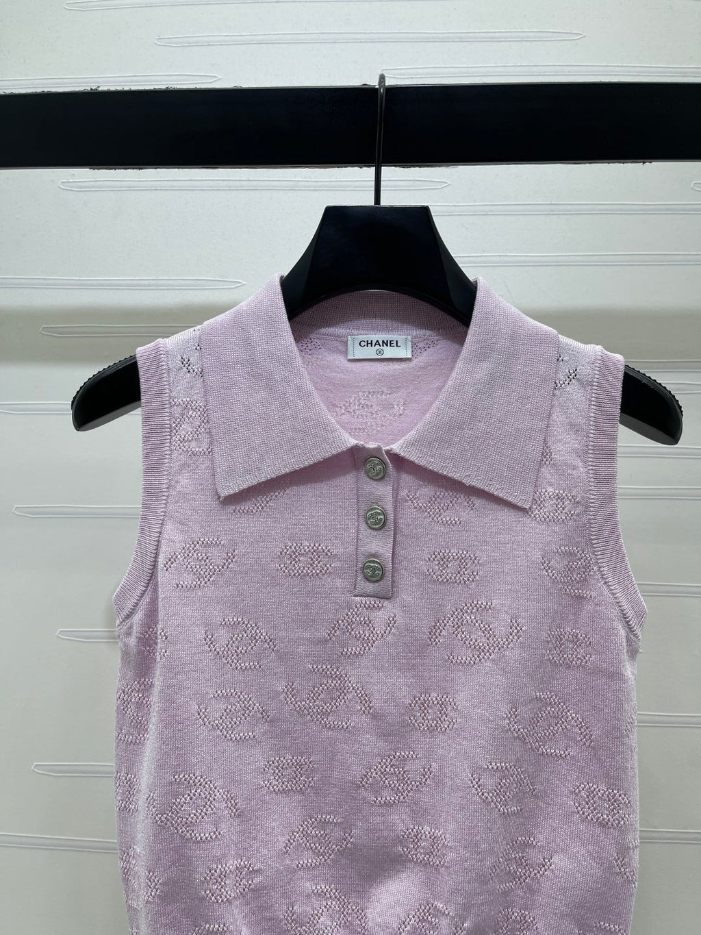 CHANEL 26S SLEEVELESS KNIT POLO TOP 1339
