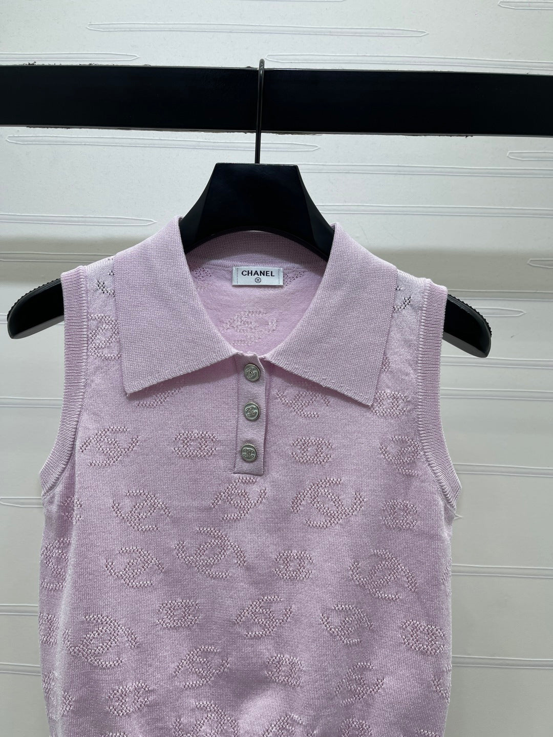 CHANEL 26S SLEEVELESS KNIT POLO TOP 1339