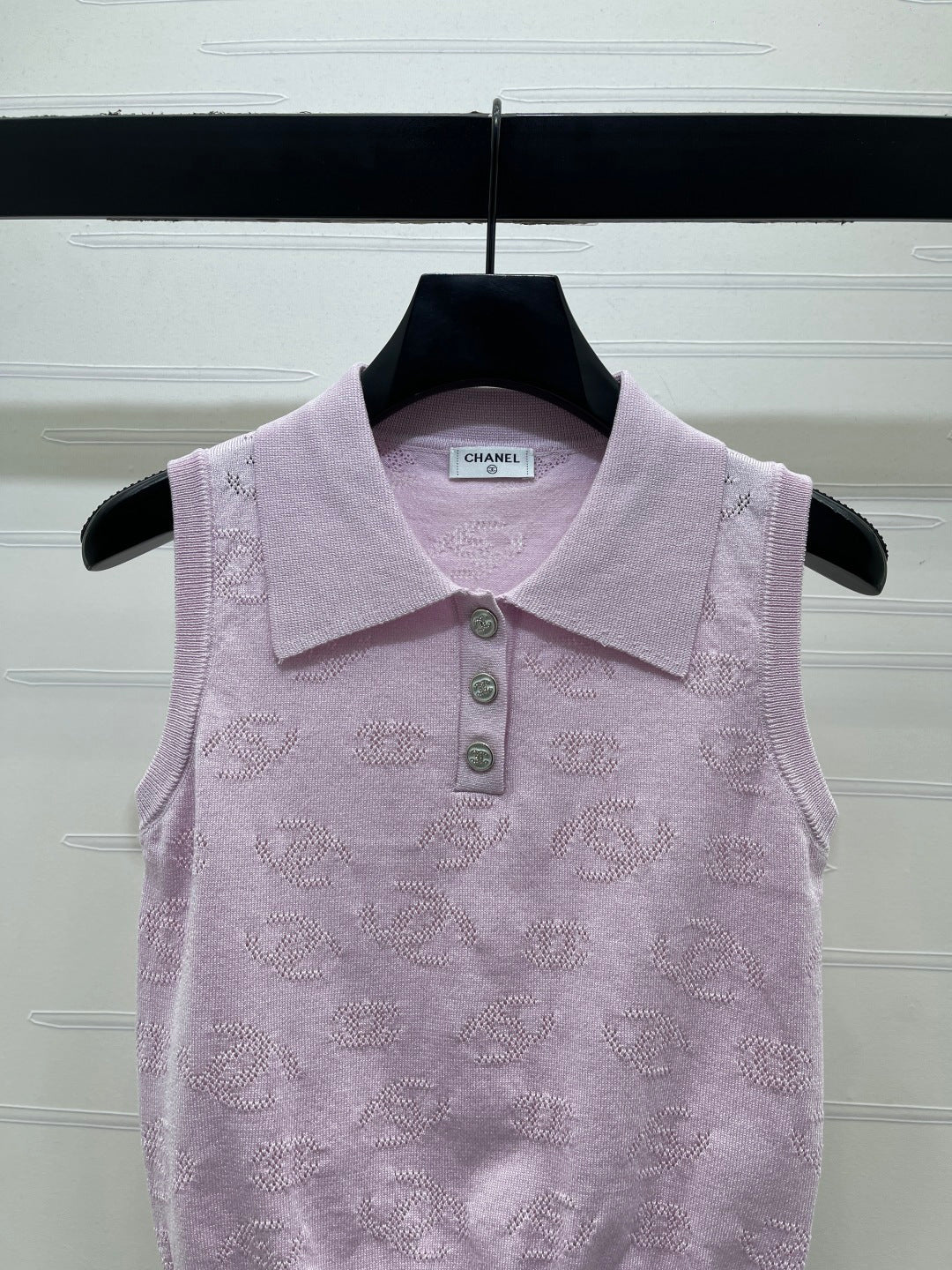 CHANEL 26S SLEEVELESS KNIT POLO TOP 1339