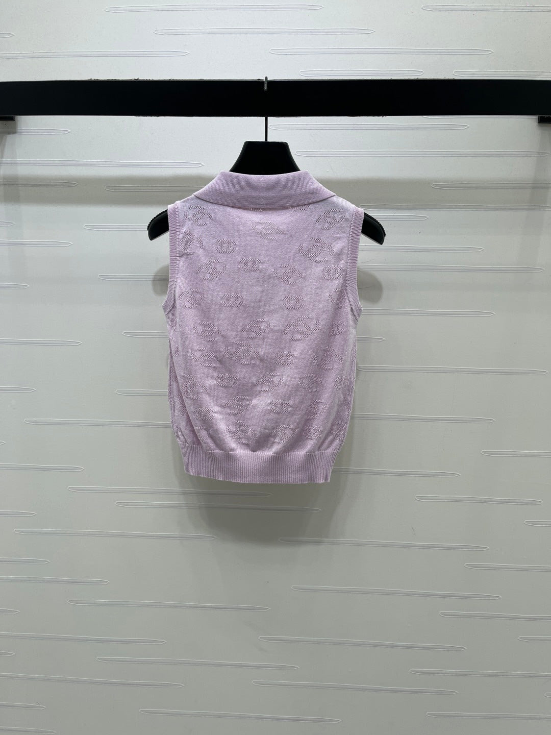 CHANEL 26S SLEEVELESS KNIT POLO TOP 1339
