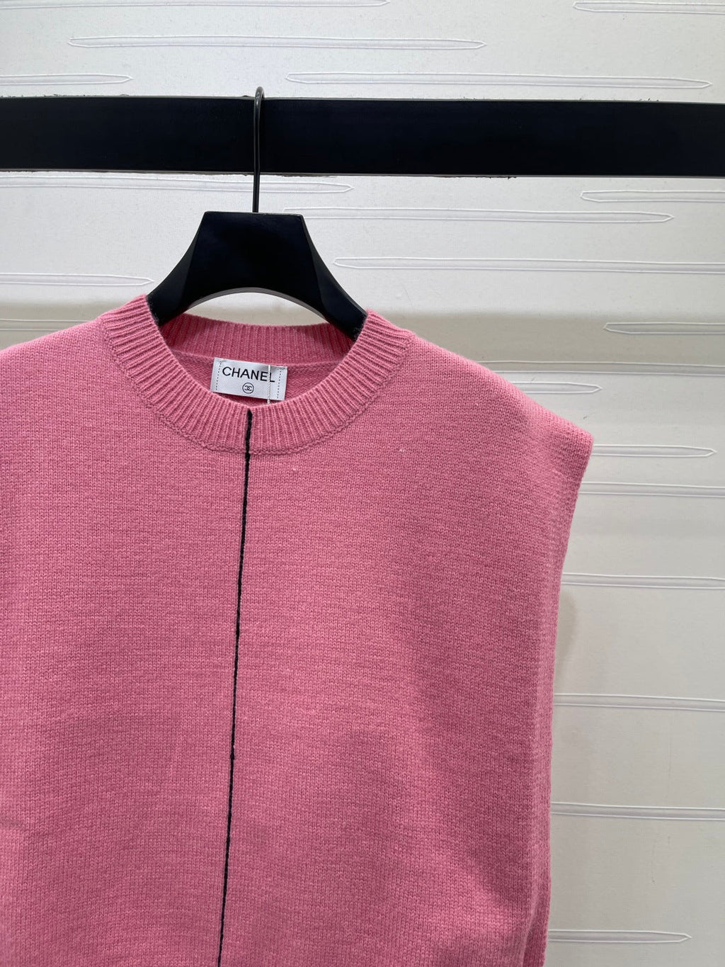 CHANEL 26S CONTRAST KNIT VEST 1325