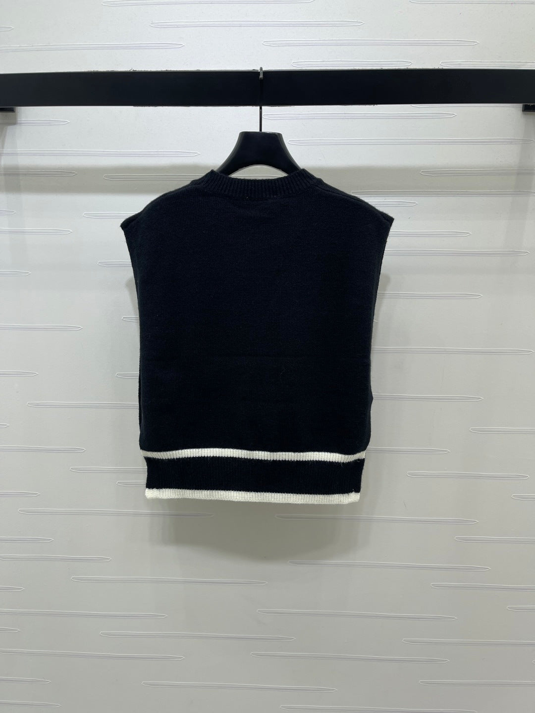 CHANEL 26S CONTRAST KNIT VEST 1324