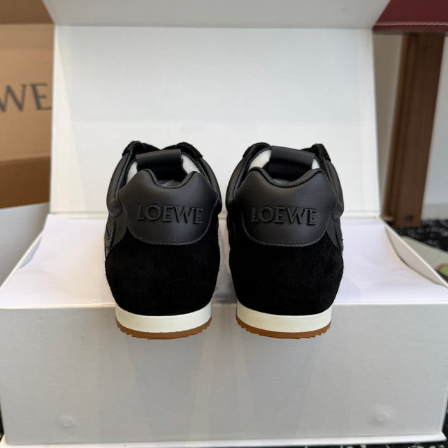 LOEWE 26S FLOW RUNNER SNEAKER IN BLACK SUEDE AND LAMBSKIN