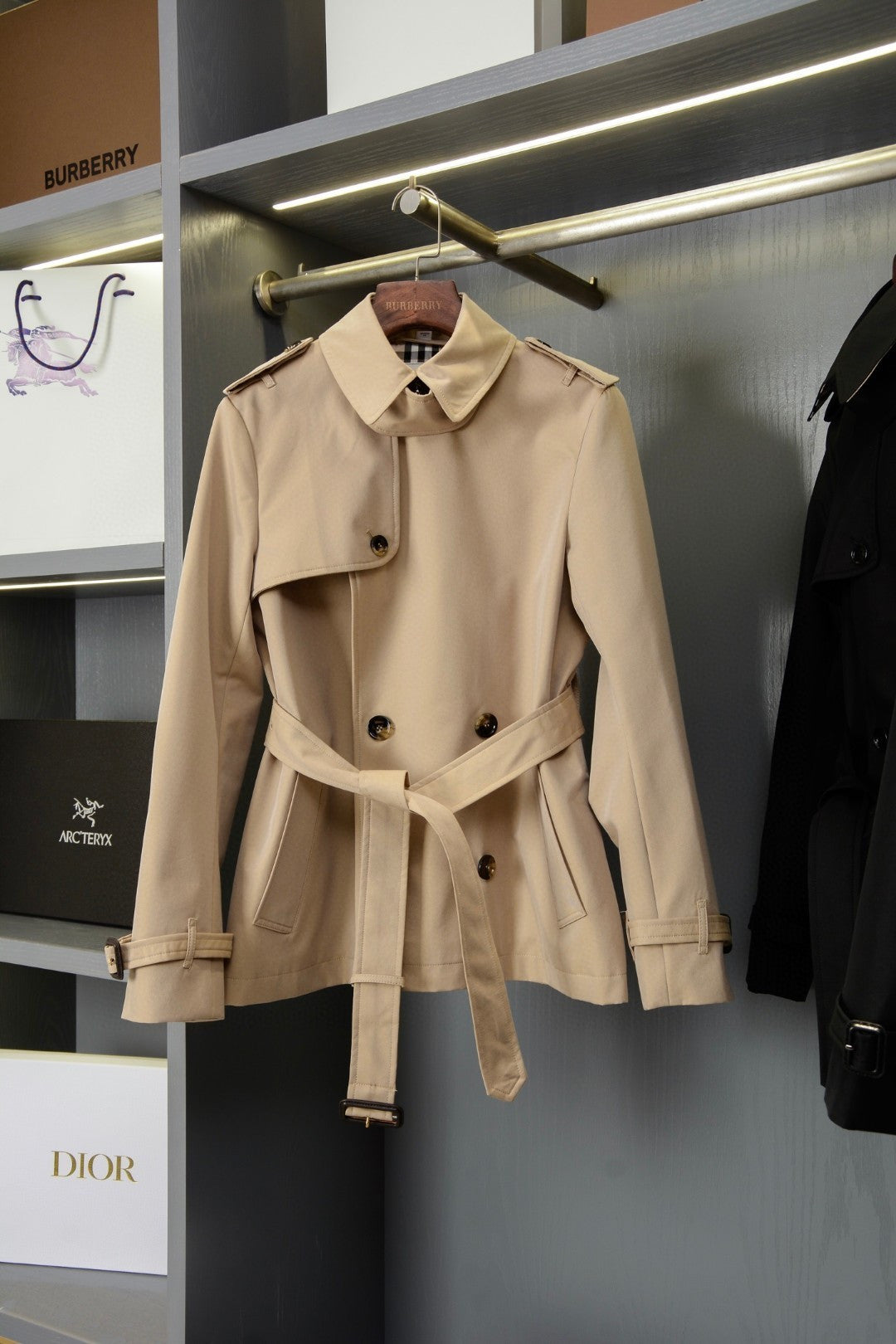 BURBERRY COAT STYLE 235676