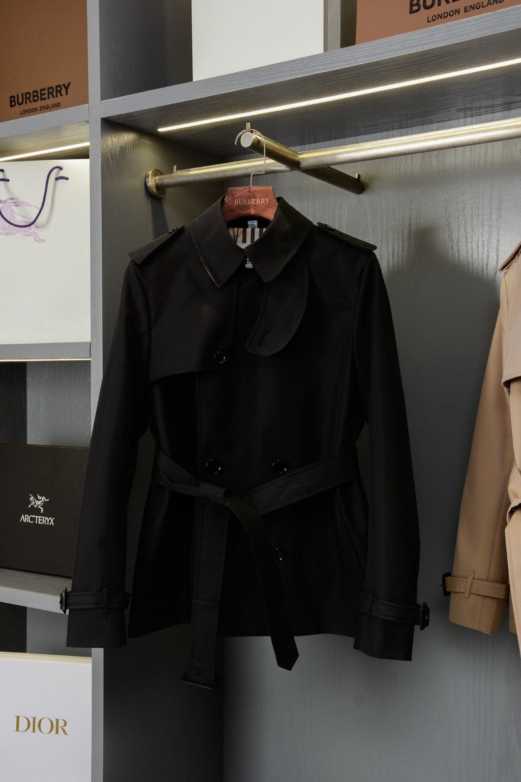 BURBERRY COAT STYLE 235676
