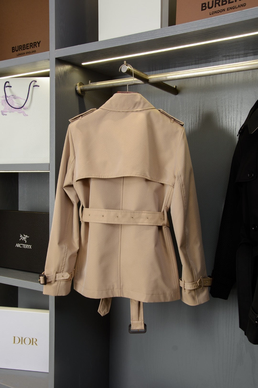 BURBERRY COAT STYLE 235676