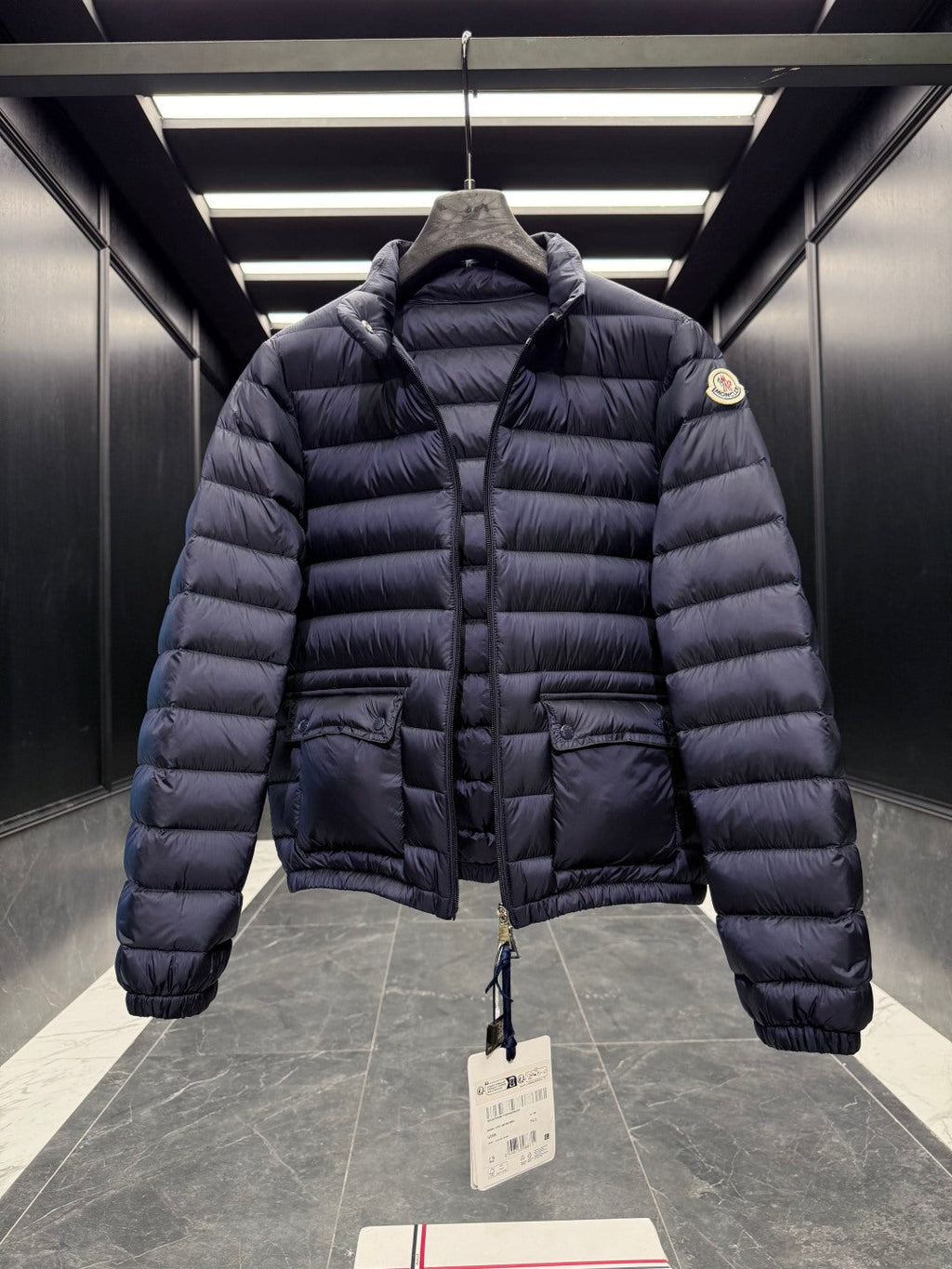 MONCLER 25S JACKET IN NAVY 022